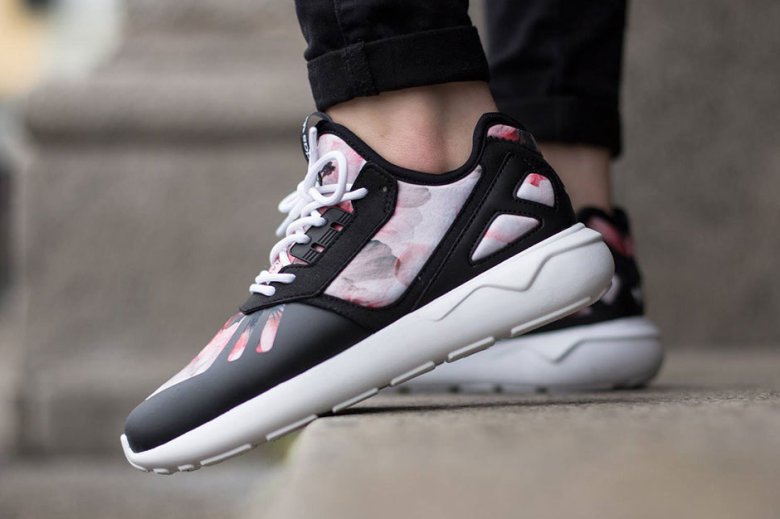 adidas-tubular-flower-petals-1