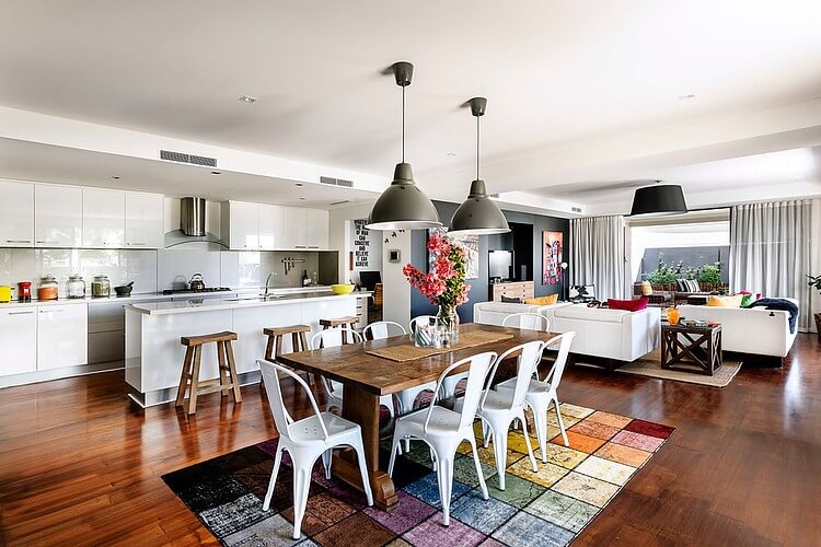 a residence full of color and vintage furniture_1