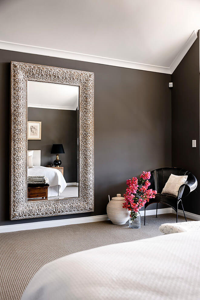 a residence full of color and vintage furniture_10