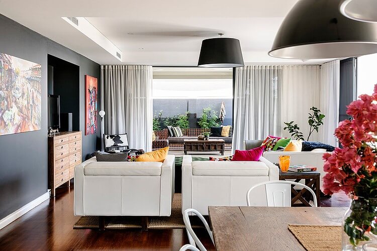 a residence full of color and vintage furniture_2