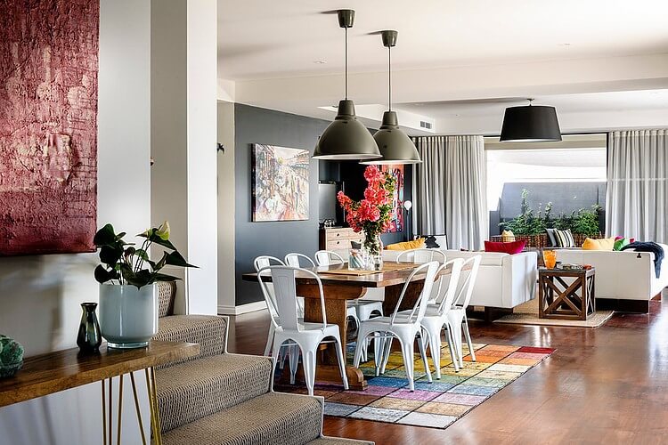 a residence full of color and vintage furniture_4