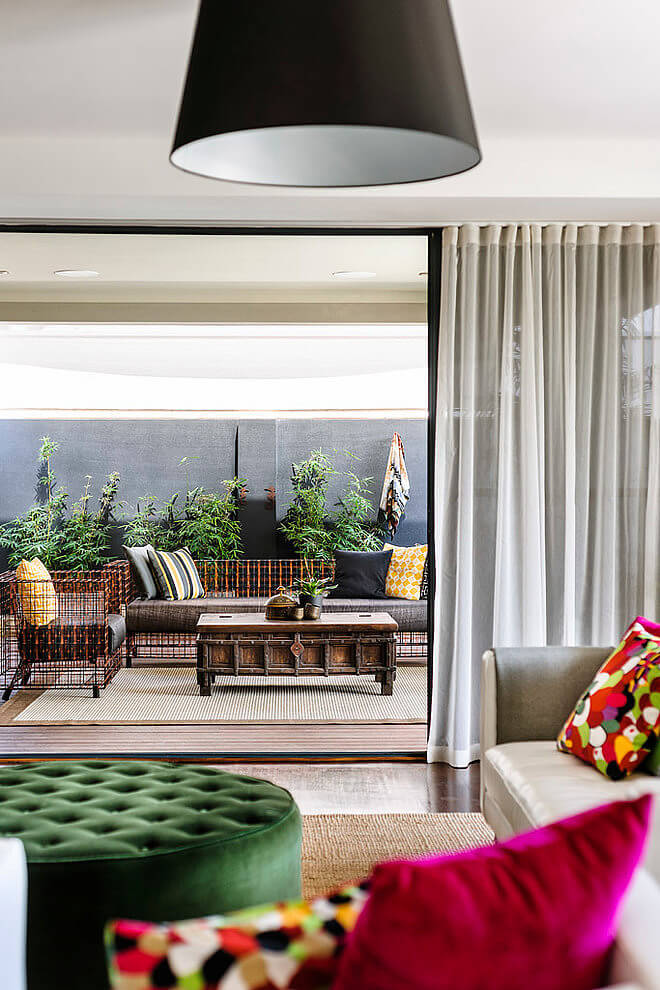 a residence full of color and vintage furniture_6