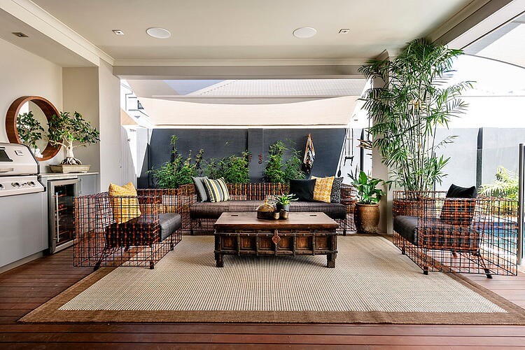 a residence full of color and vintage furniture_7