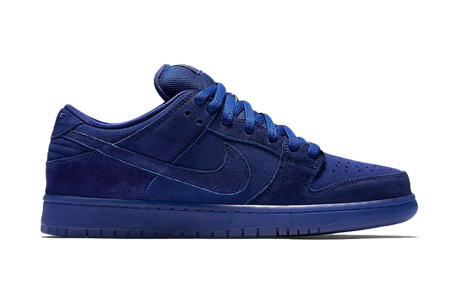 nike-sb-dunk-low-blue-moon-1