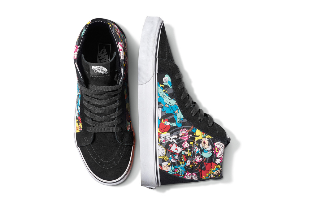 vans-holiday-2015-young-at-heart-collection-alice-in-wonderland-pack-000