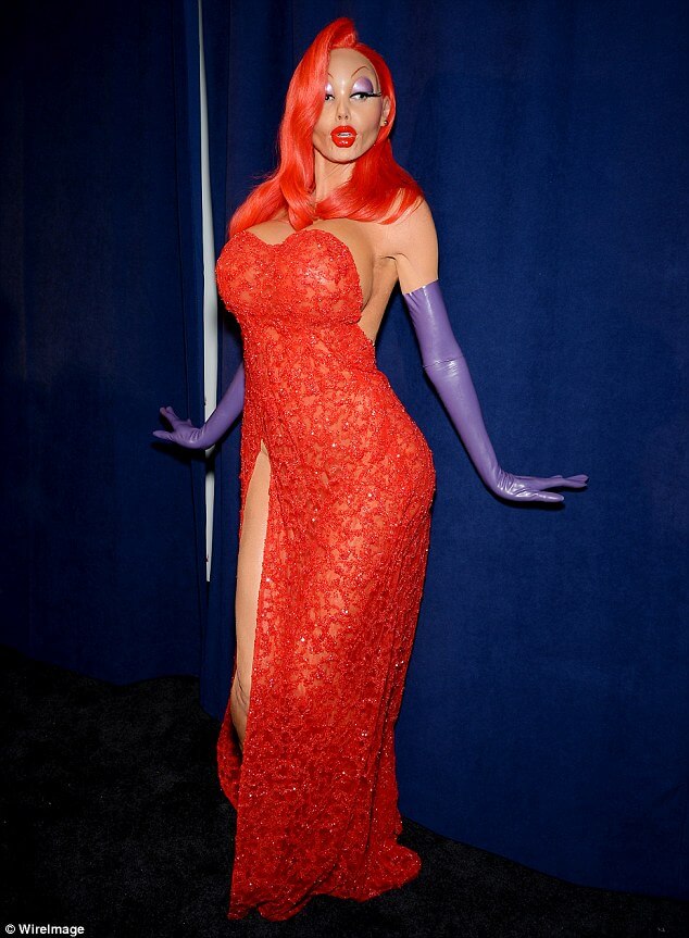 Heidi-Klum-Jessica-Rabbit-Halloween-101