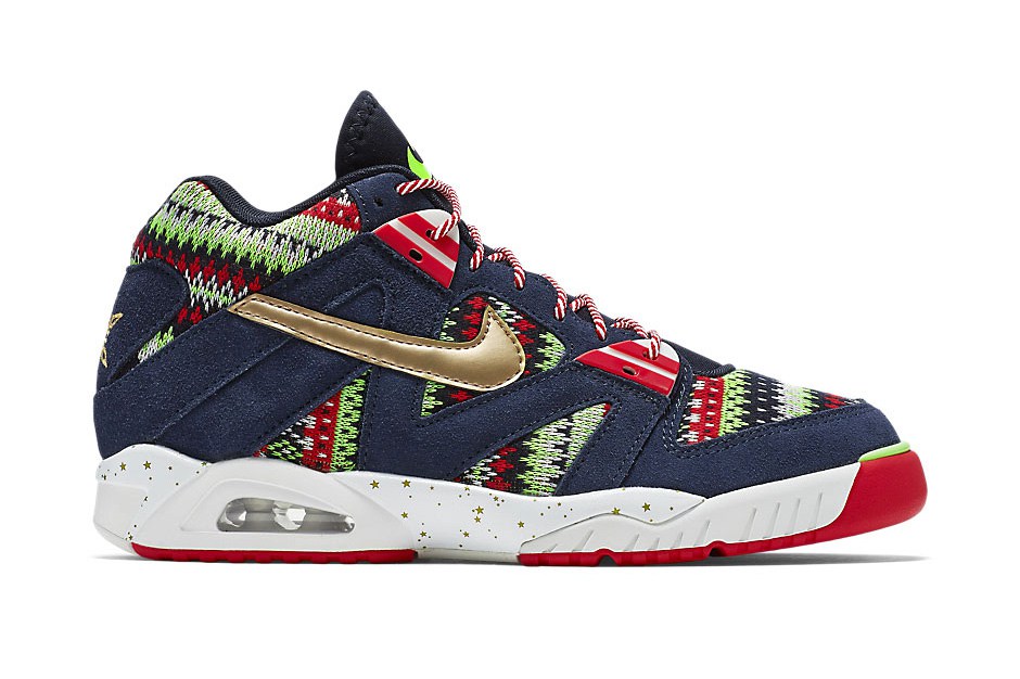 nike-sportswear-2015-christmas-pack-3