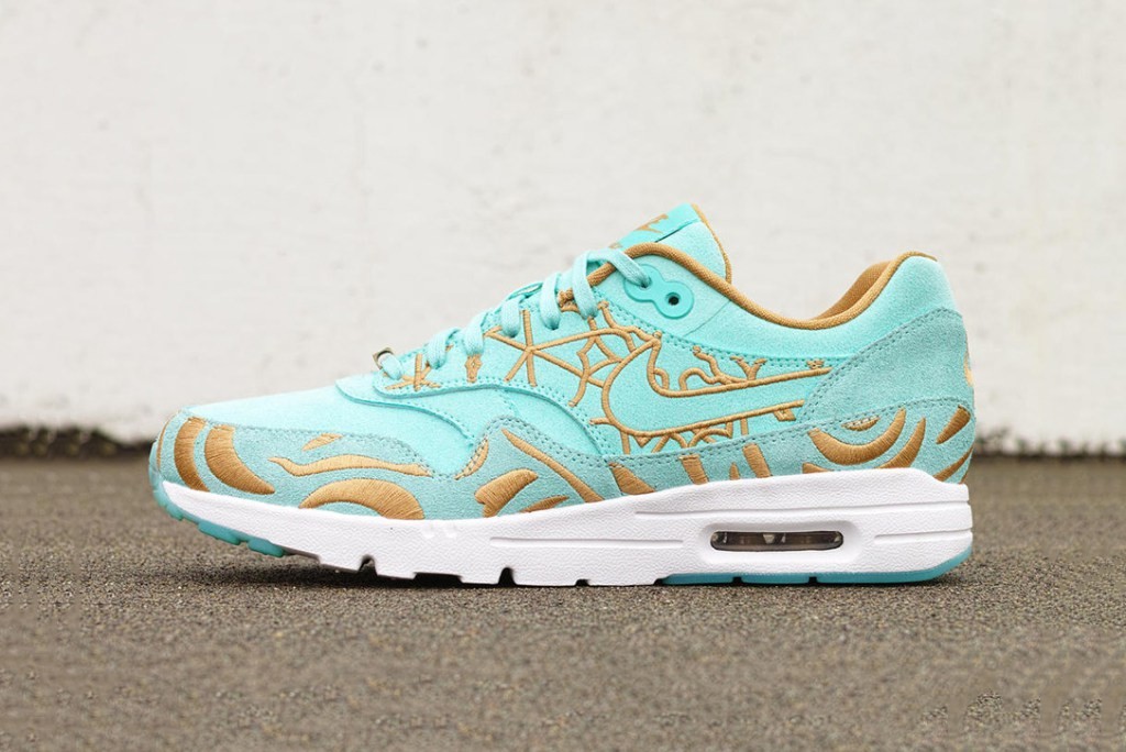 nikes-wmns-air-max-city-03