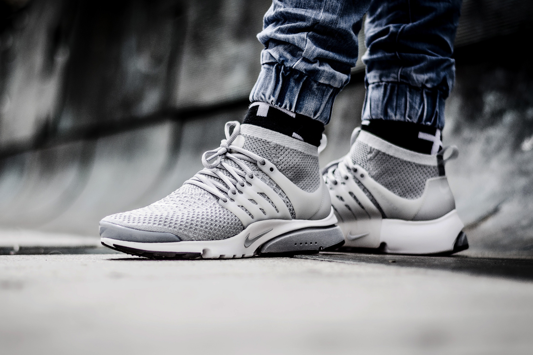 nike-air-presto-ultra-flyknit-wolf-grey-1