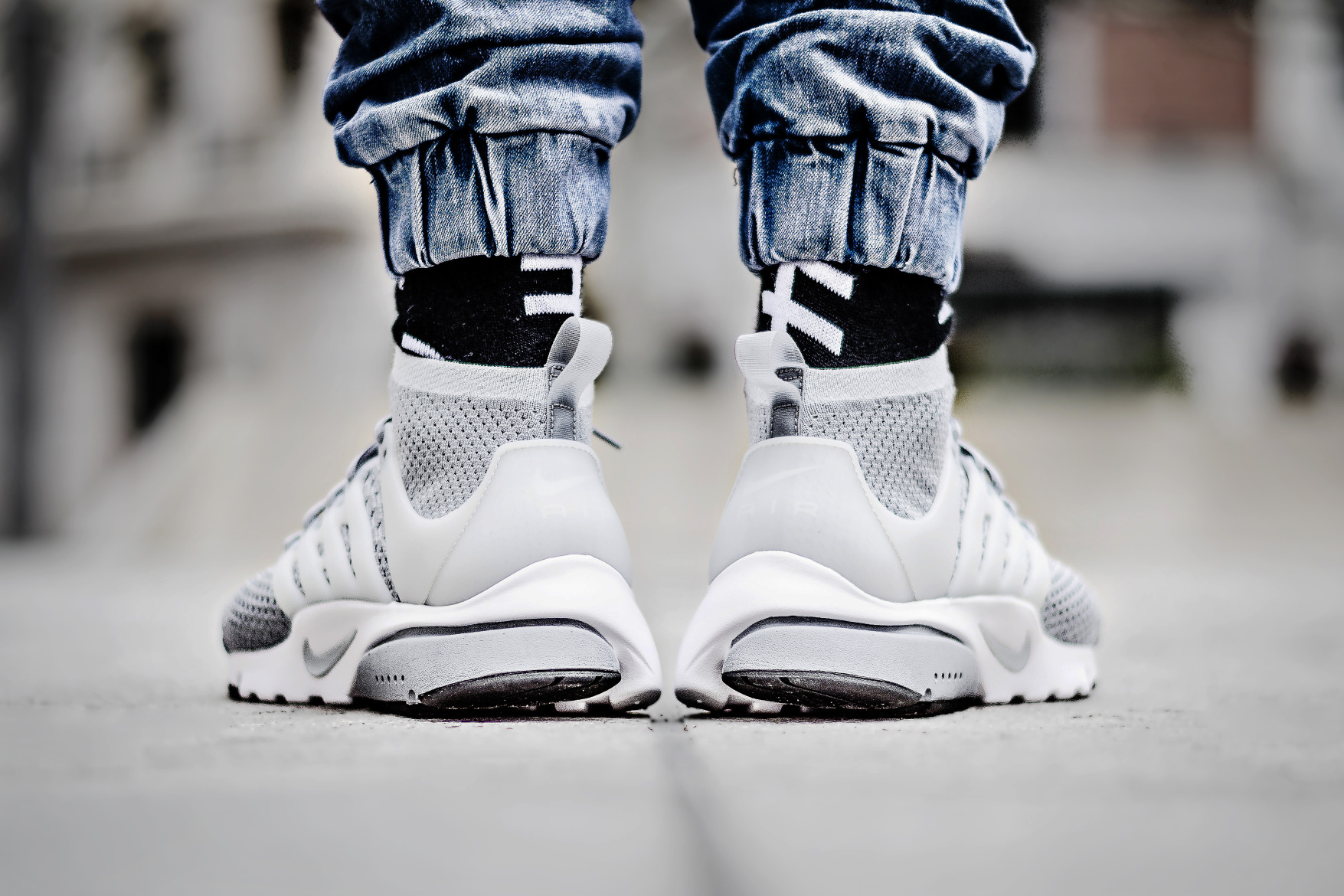 nike-air-presto-ultra-flyknit-wolf-grey-3