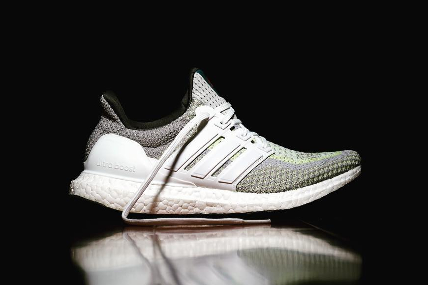 adidas-ultra-boost-glow-in-the-dark (1)