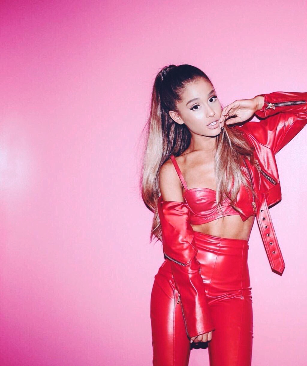 ariana_grande_16