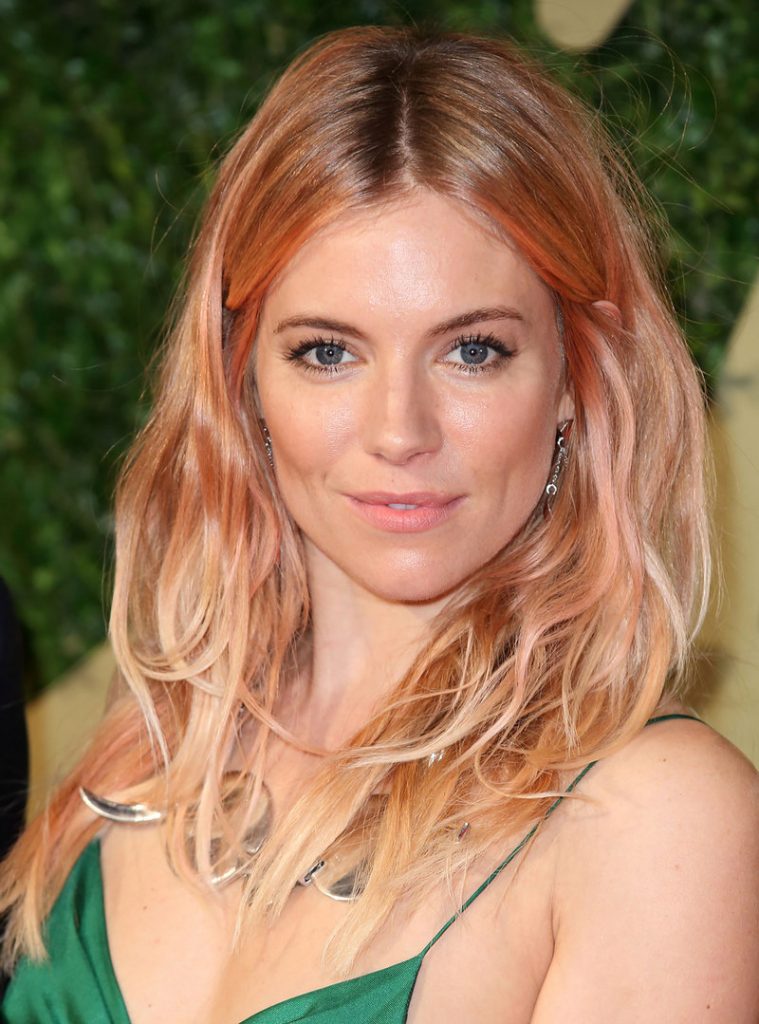 LONDON, ENGLAND - DECEMBER 02: Sienna Miller attends the British Fashion Awards 2013 at London Coliseum on December 2, 2013 in London, England. (Photo by Mike Marsland/WireImage)