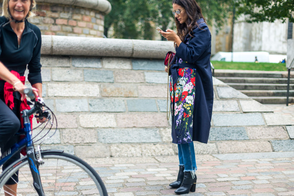 london-fashion-week-ss-2017-street-style-10