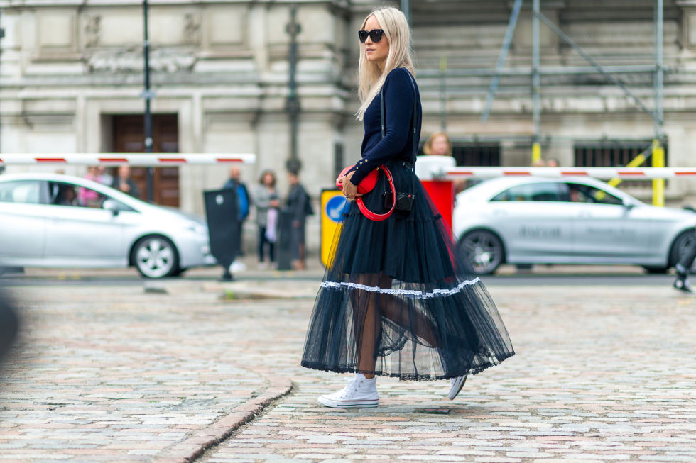 london-fashion-week-ss-2017-street-style-13