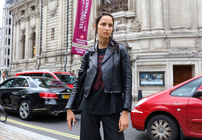 london-fashion-week-ss-2017-street-style-20