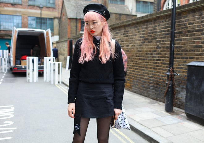 london-fashion-week-ss-2017-street-style-22