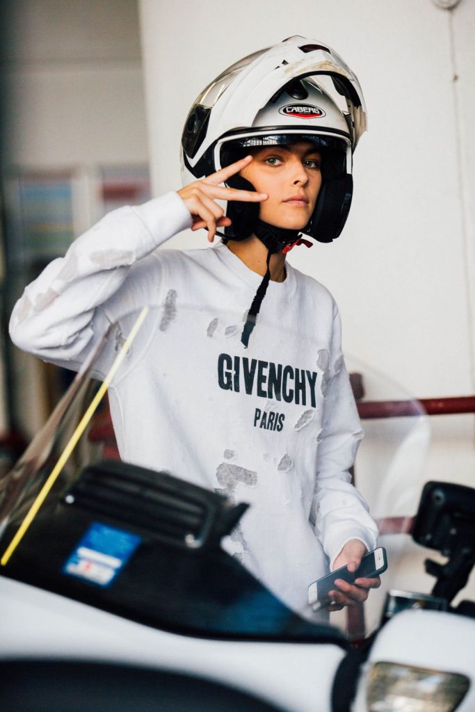 paris-fashion-week-street-style-10