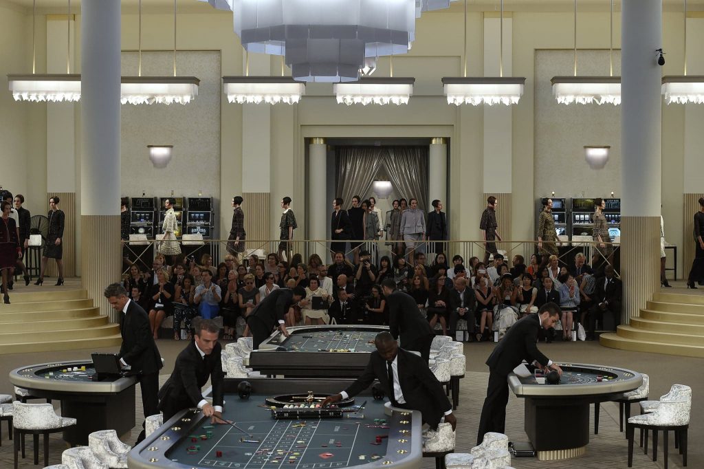 chanel-fashion-show-sets-2