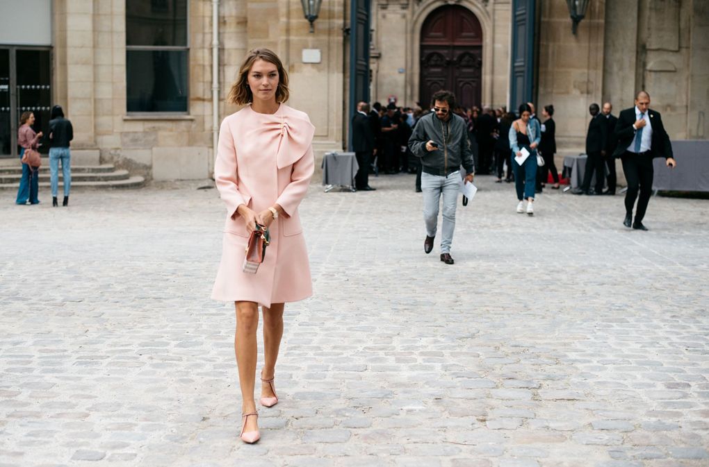 pfw-ss17-street-style-18