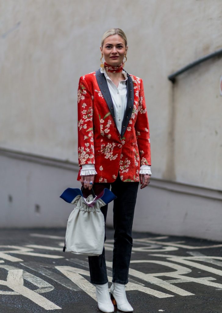 LONDON, ENGLAND, UNITED KINGDOM - February 22: Pandora Sykes wearing wearing a red blazer with floral print seen outside Erdem during London Fashion Week Autumn/Winter 2016/17 on February 20, 2016 in London, England, United Kingdom (Photo by Christian Vierig/Getty Images) *** Local Caption *** Pandora Sykes