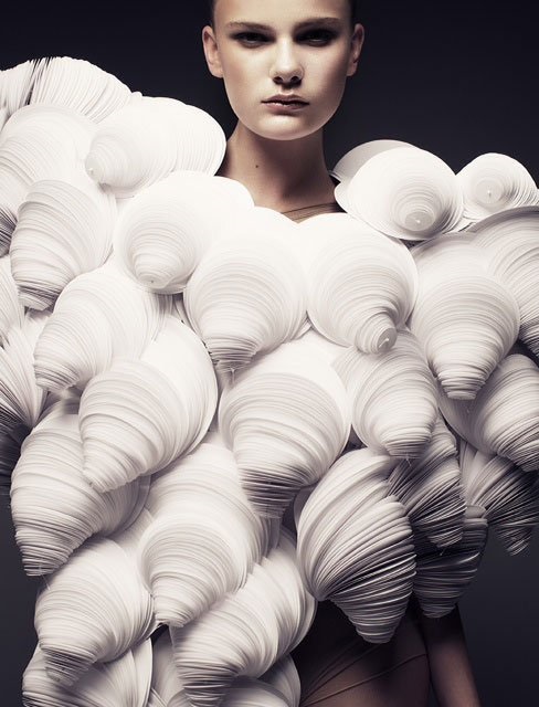 fashion-design-with-paper-4
