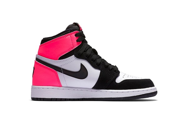 Air Jordan 1 High OG “Valentine’s Day” 2