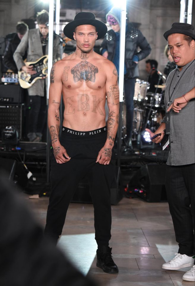 jeremy-meeks-philipp-plein-nyfw-aw-2017-show (9)